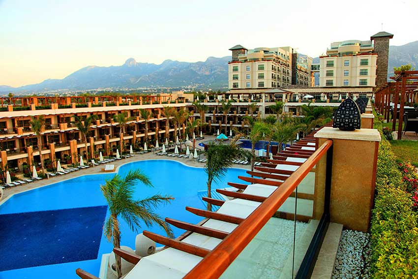 Cratos Premium Hotel Cyprus
